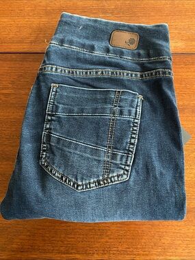 Rubberband Dark Wash Denim Jeans with Back Pocket Detail